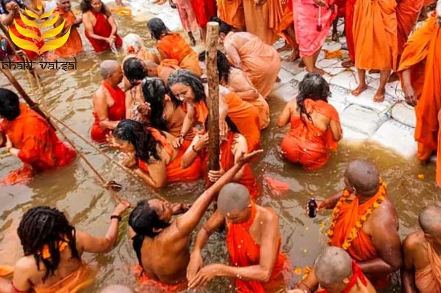 बर्फानी नागा कौन होते हैं
