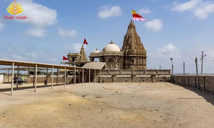 पावागढ़ पहाड़ियों से बनासकांठा तक गुजरात में हैं देवी के कई शक्ति स्थल