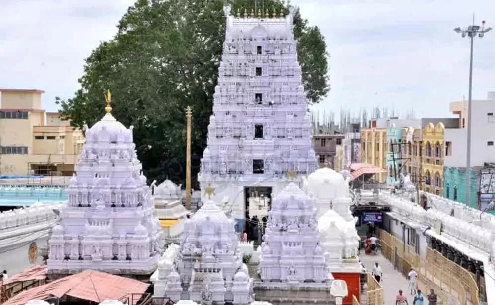 श्री राजा राजेश्वर स्वामी मंदिर, तेलंगाना (Sri Raja Rajeswara Swamy Temple, Telangana)